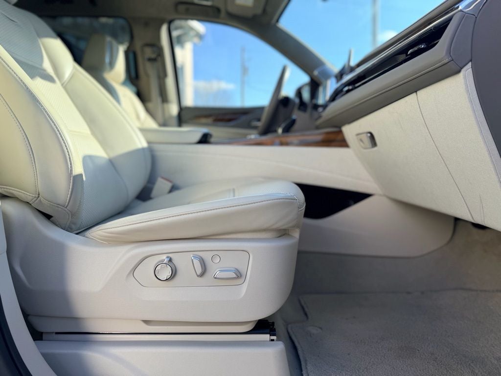 2024 Cadillac Escalade ESV Sport Platinum