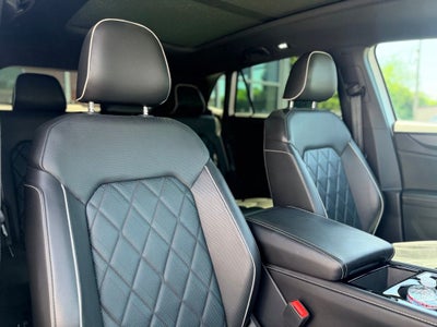 2024 Volkswagen Atlas Cross Sport 2.0T SEL Premium R-Line