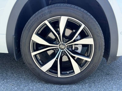 2024 Volkswagen Atlas Cross Sport 2.0T SEL Premium R-Line