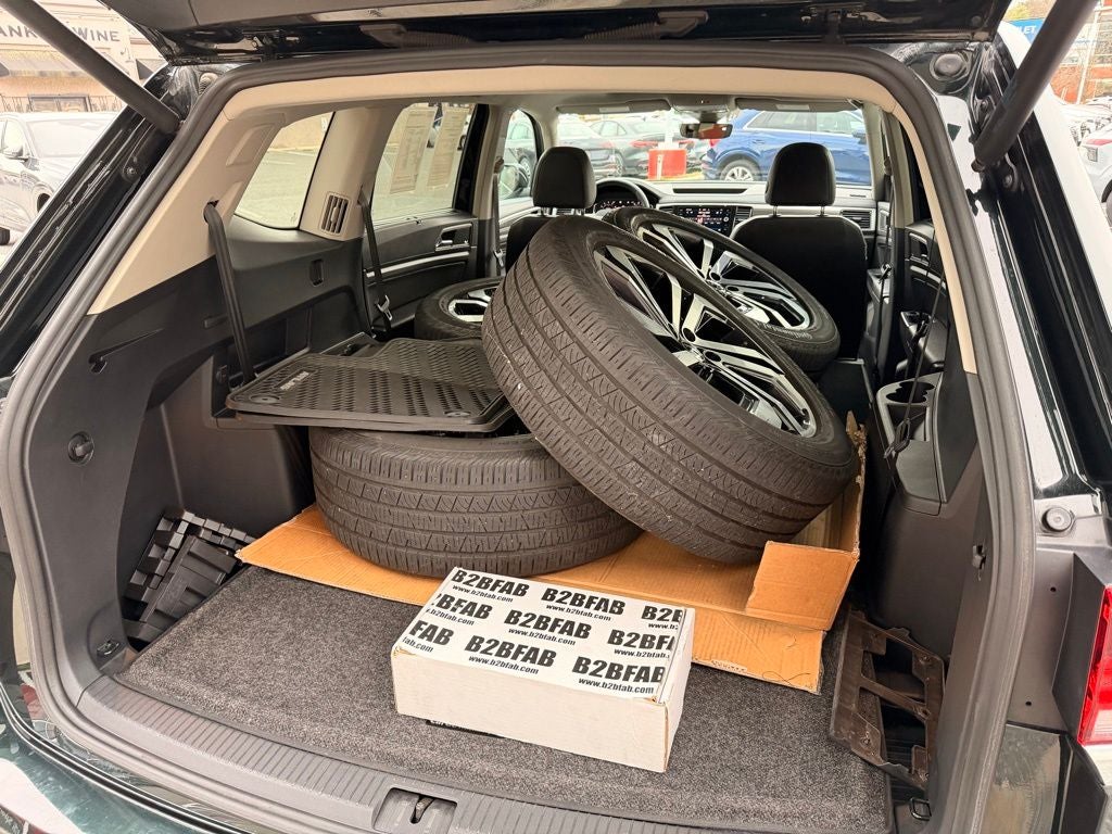 2021 Volkswagen Atlas SEL Premium