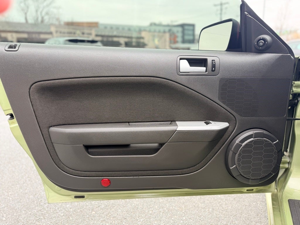 2005 Ford Mustang S/C Saleen