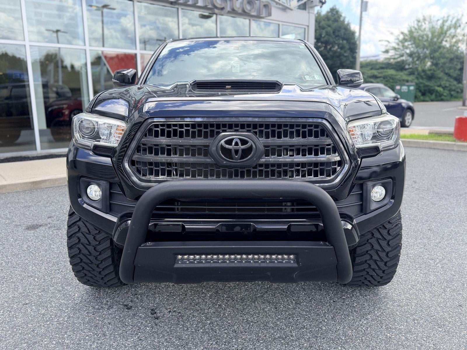 2017 Toyota Tacoma TRD Sport