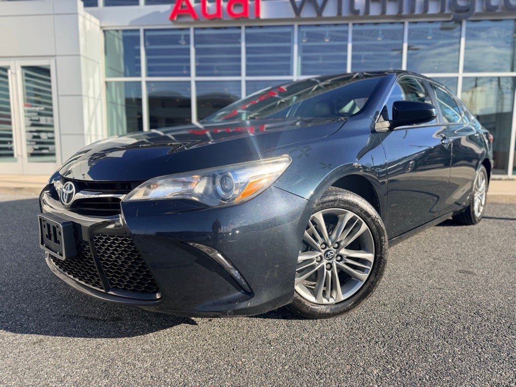 2015 Toyota Camry SE