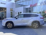 2022 Toyota Highlander Hybrid Bronze Edition