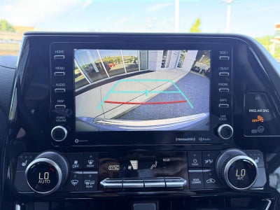 2022 Toyota Highlander Hybrid Bronze Edition