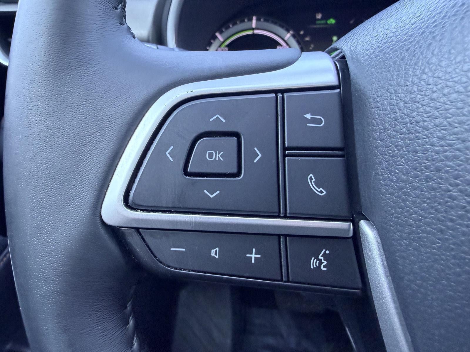 2022 Toyota Highlander Hybrid Bronze Edition