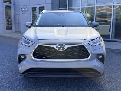 2022 Toyota Highlander Hybrid Bronze Edition