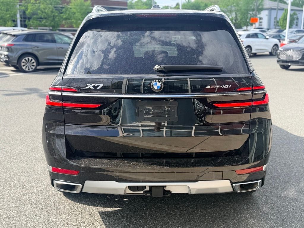 2025 BMW X7 xDrive40i