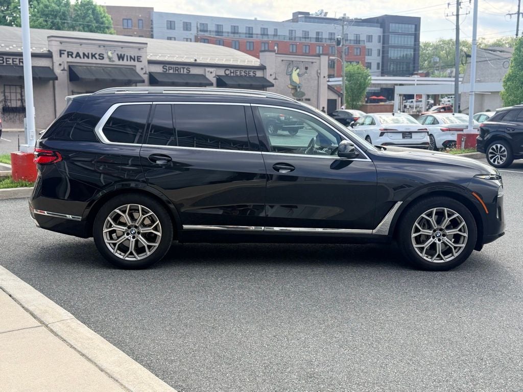 2025 BMW X7 xDrive40i