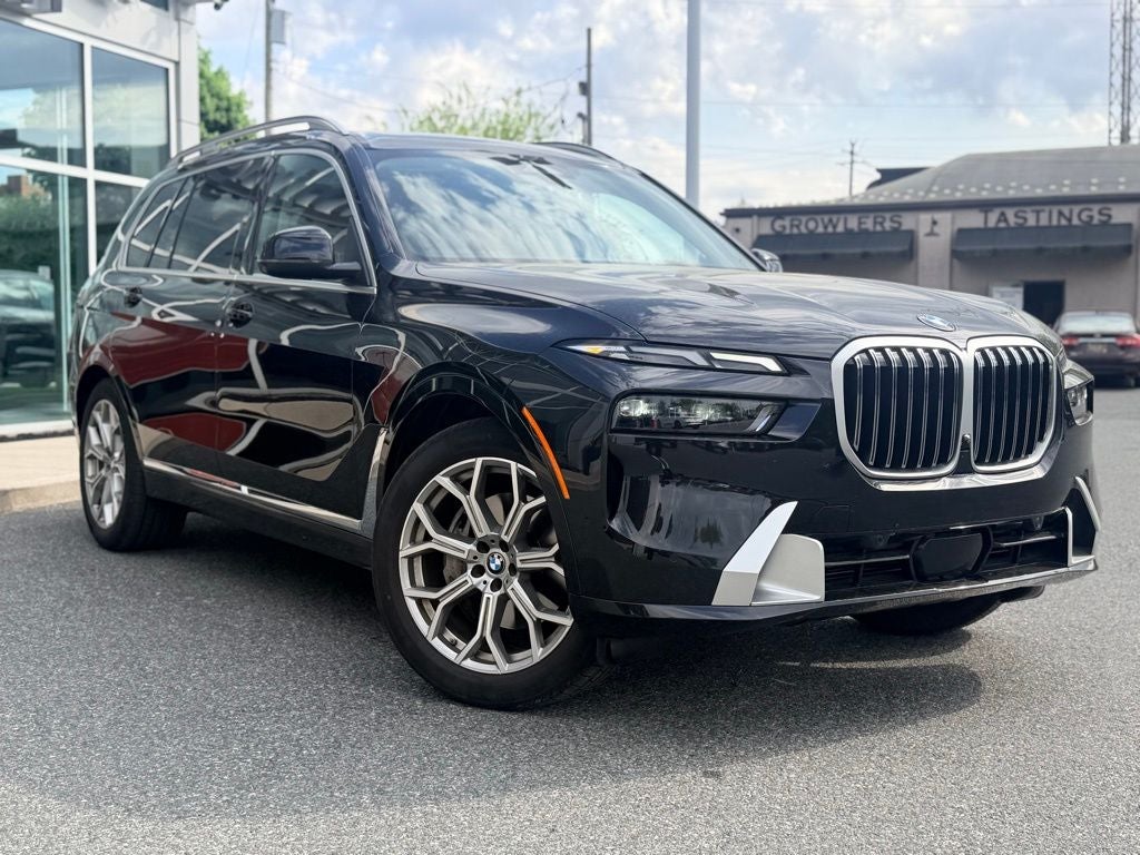 2025 BMW X7 xDrive40i
