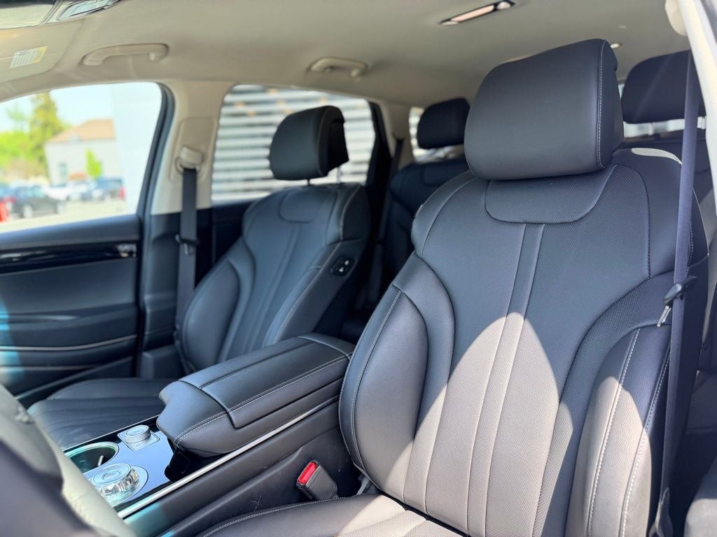 2025 Genesis GV80 2.5T