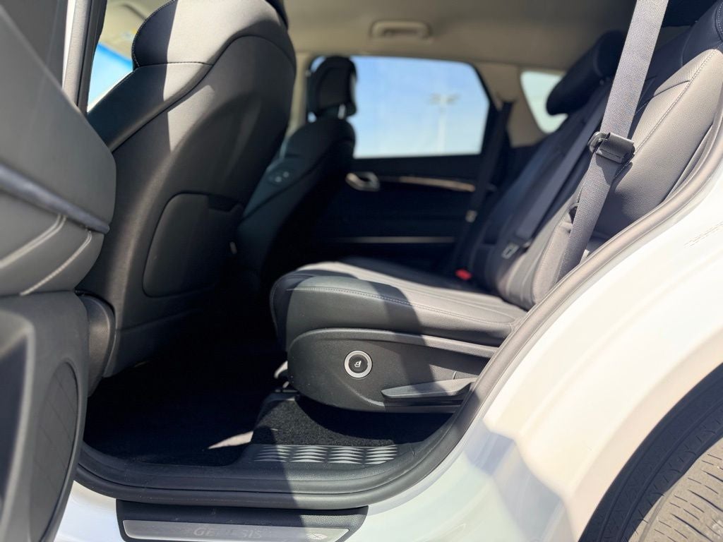 2025 Genesis GV80 2.5T