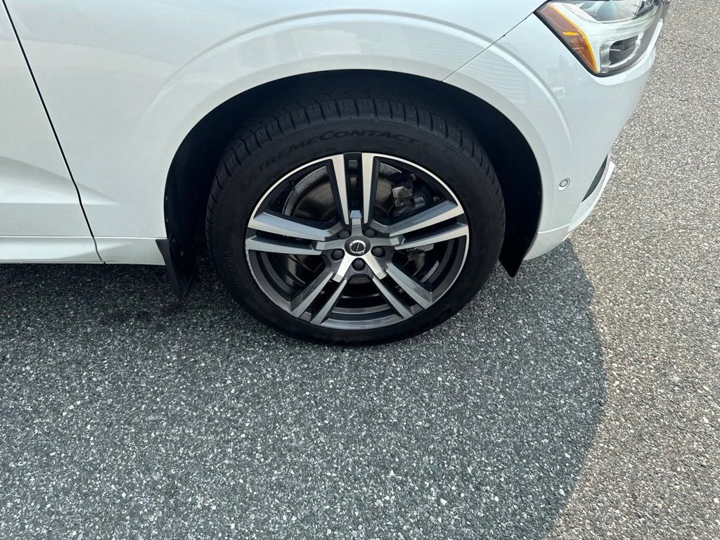 2019 Volvo XC60 T6 Momentum