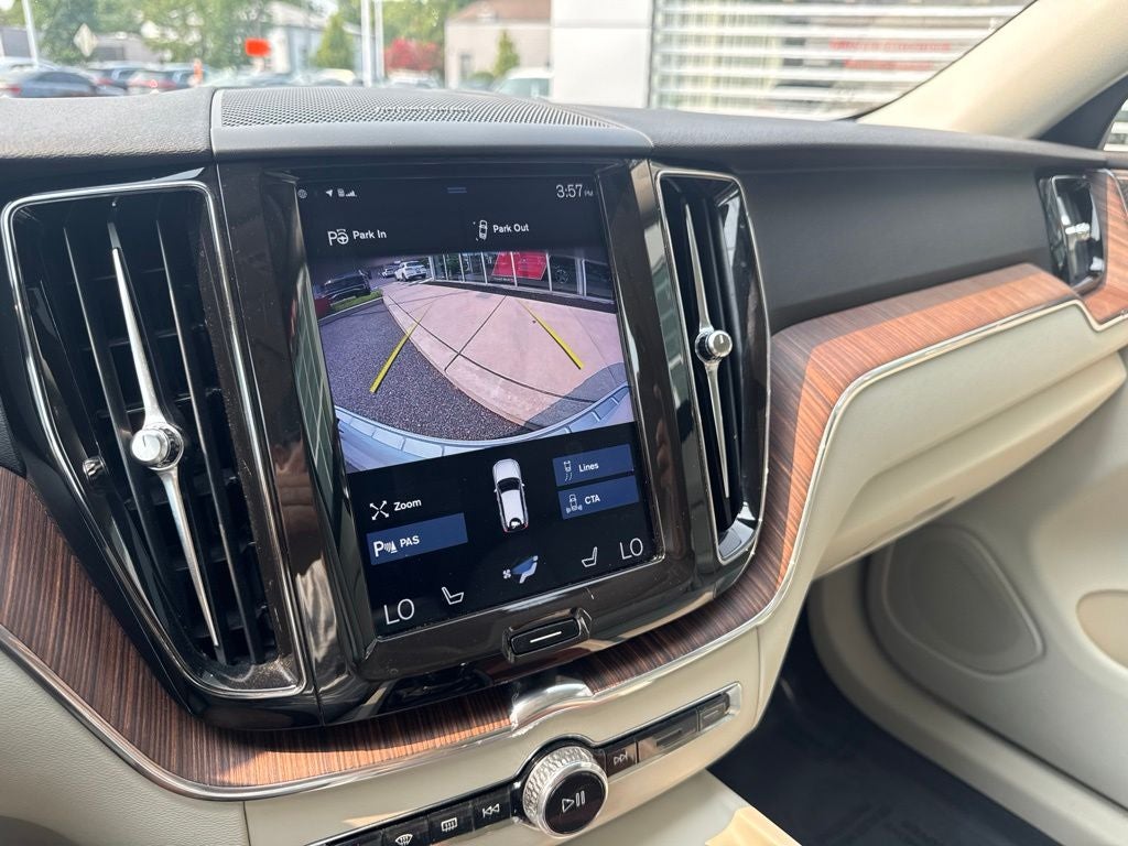 2019 Volvo XC60 T6 Momentum