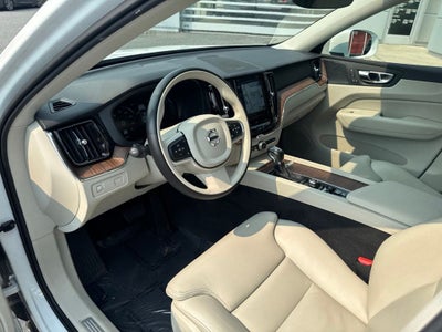 2019 Volvo XC60 T6 Momentum