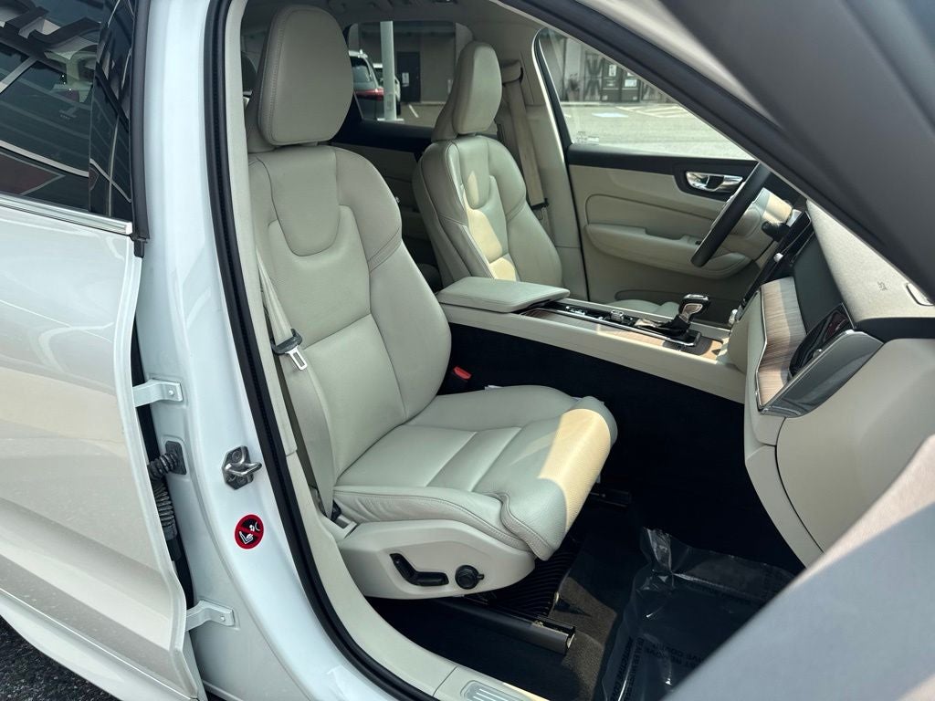 2019 Volvo XC60 T6 Momentum