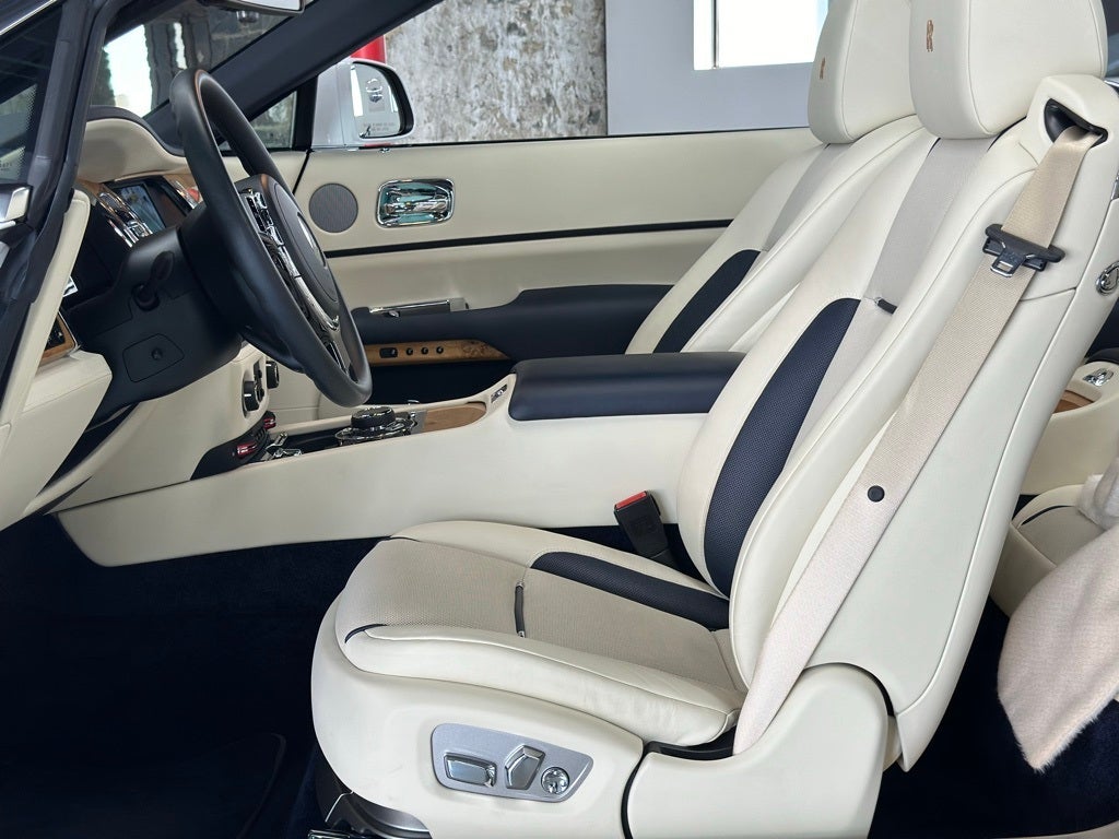 2020 Rolls-Royce Dawn Base