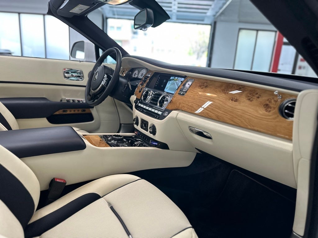 2020 Rolls-Royce Dawn Base