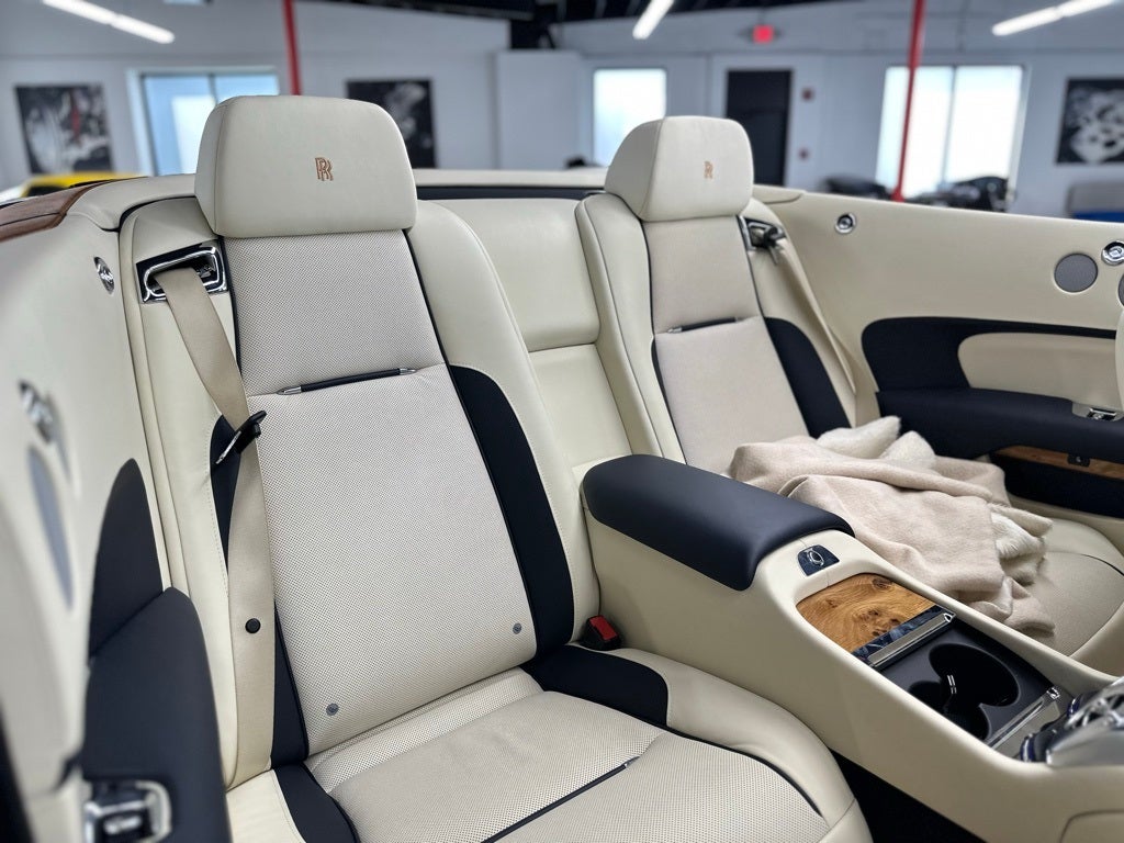 2020 Rolls-Royce Dawn Base