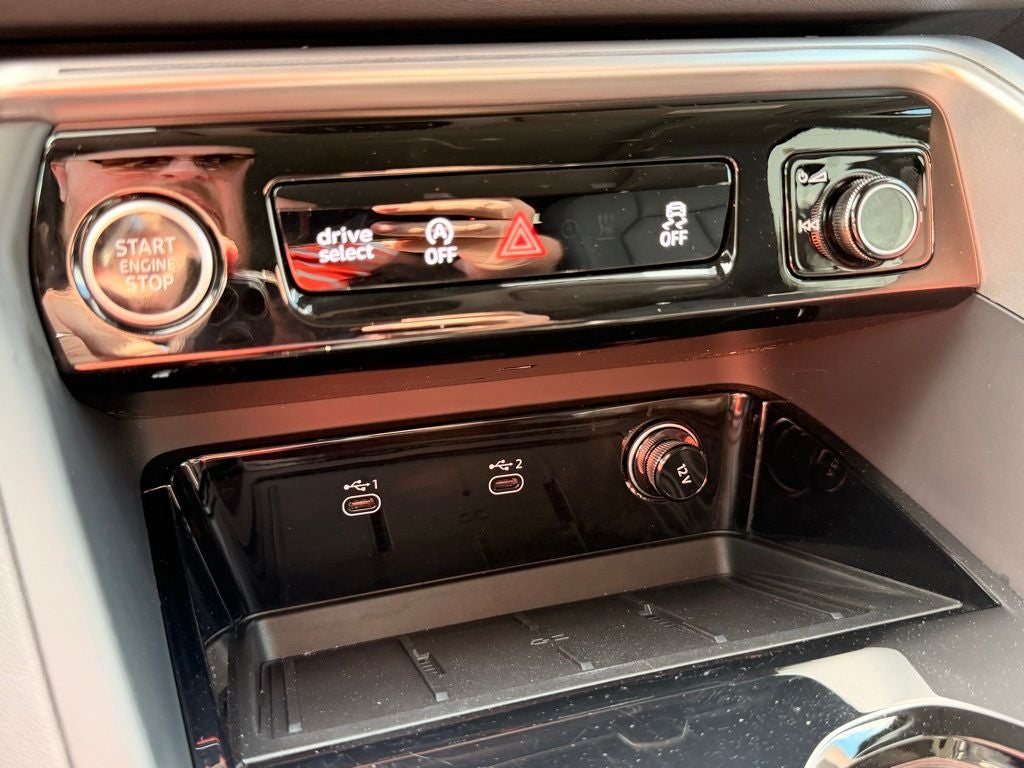 2025 Audi Q5 2.0T Premium quattro
