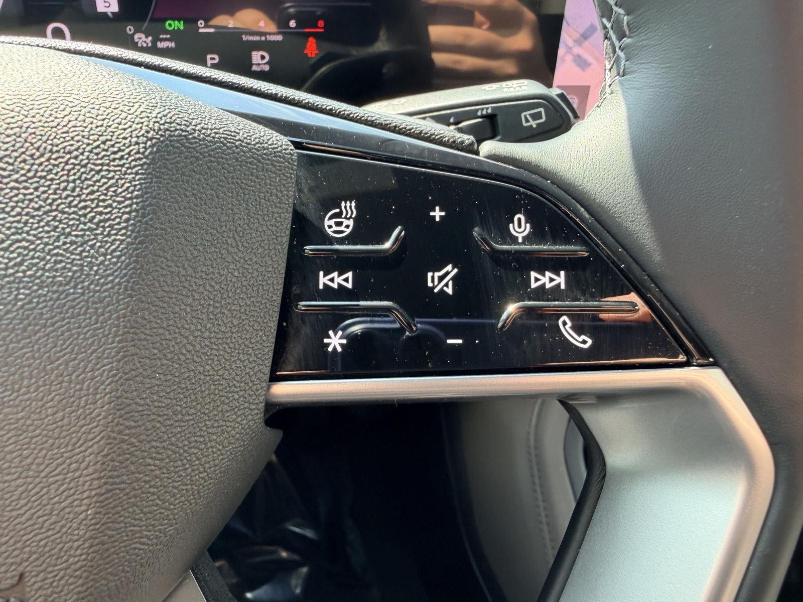 2025 Audi Q5 Premium