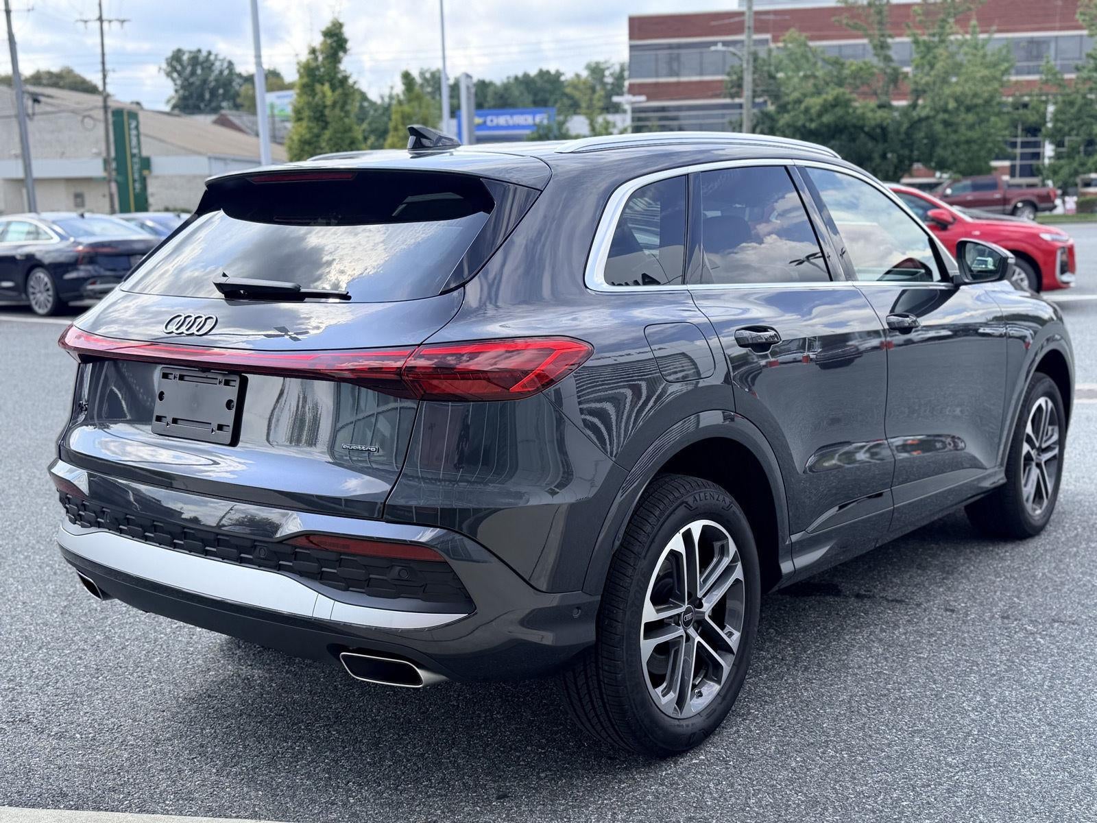 2025 Audi Q5 Premium