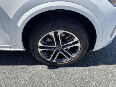 2025 Audi Q5 Premium