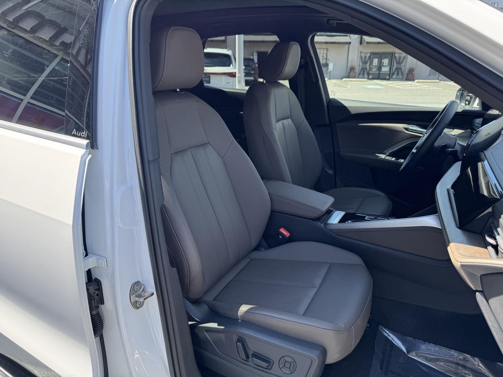 2025 Audi Q5 Premium