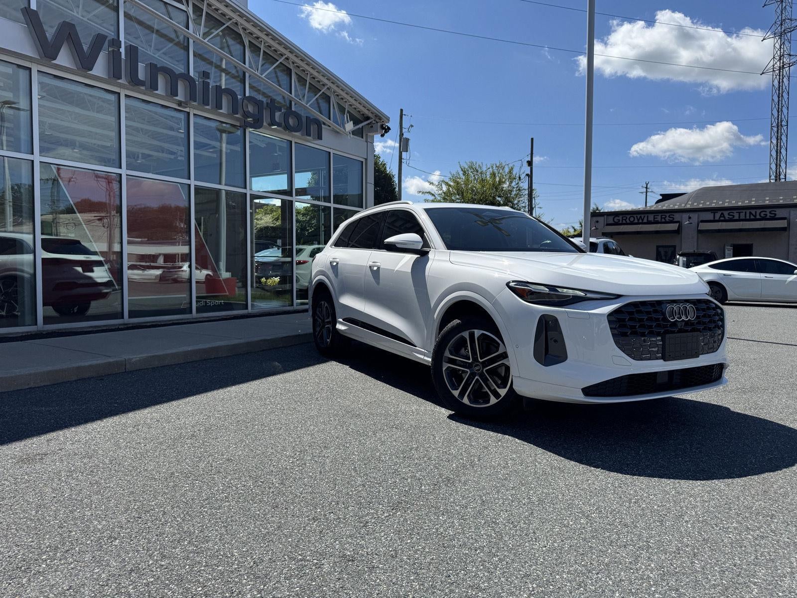 2025 Audi Q5 Premium