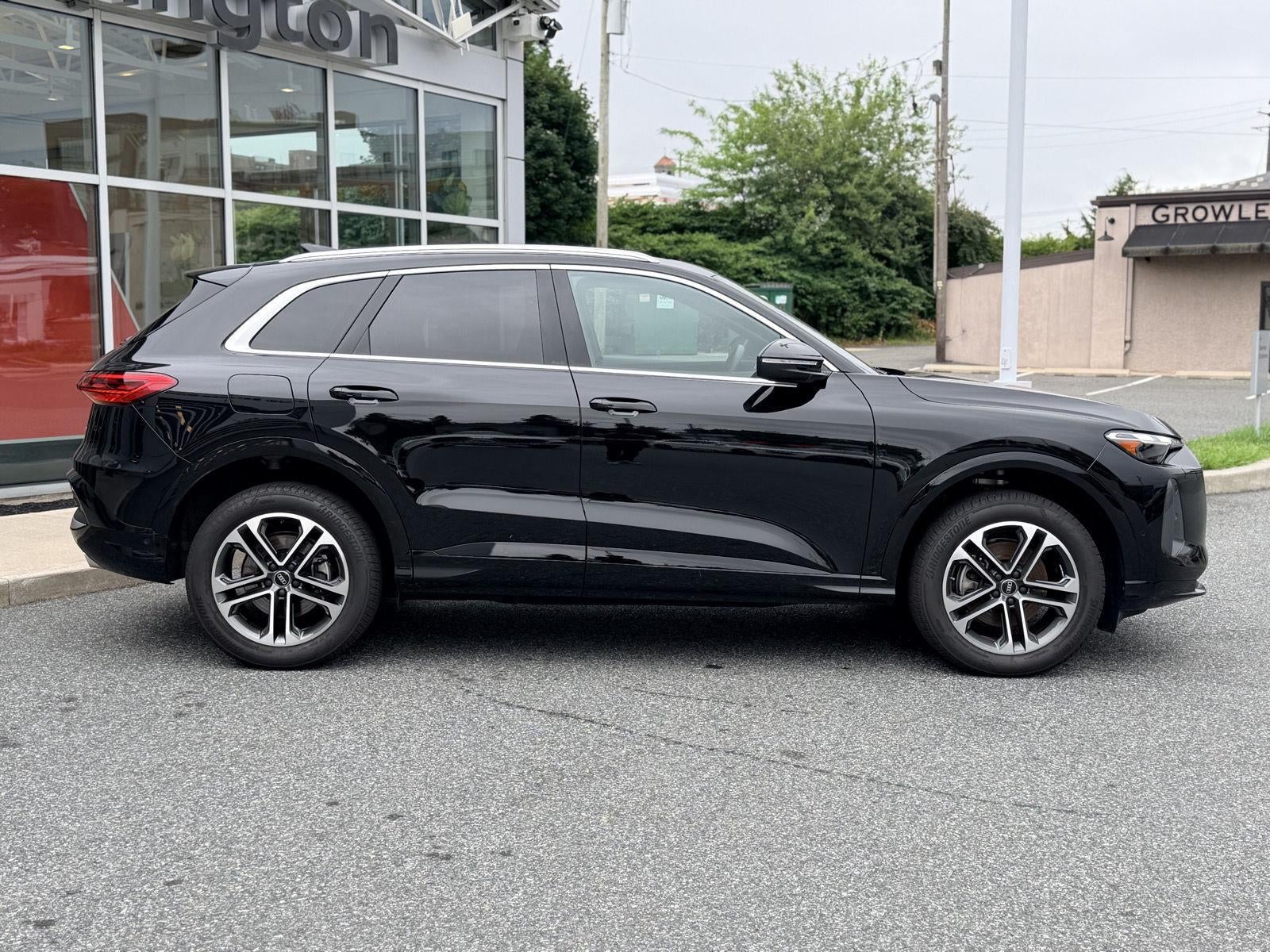 2025 Audi Q5 Premium