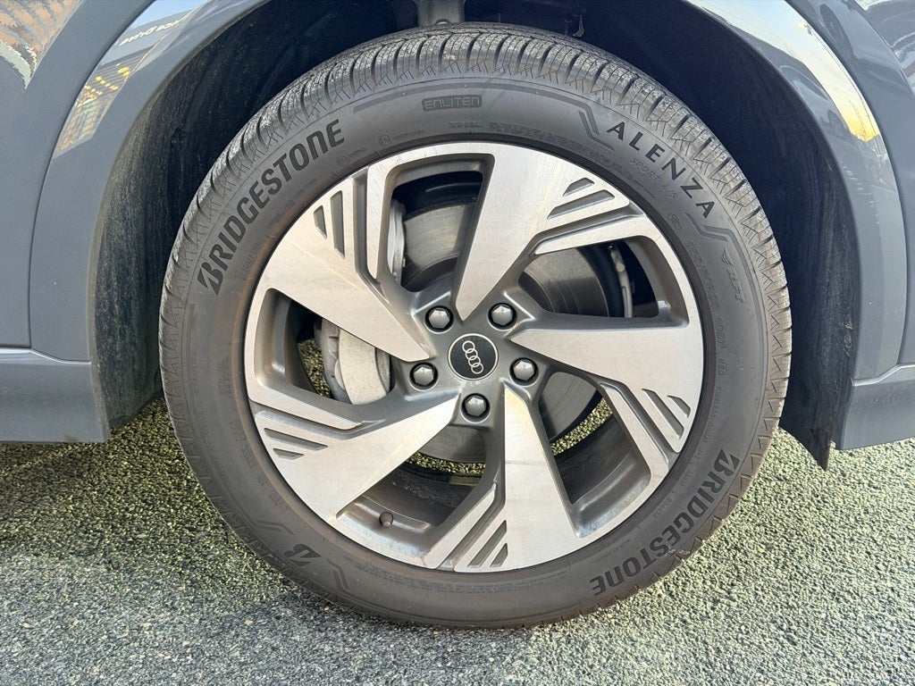 2025 Audi Q6 e-tron Premium Plus quattro