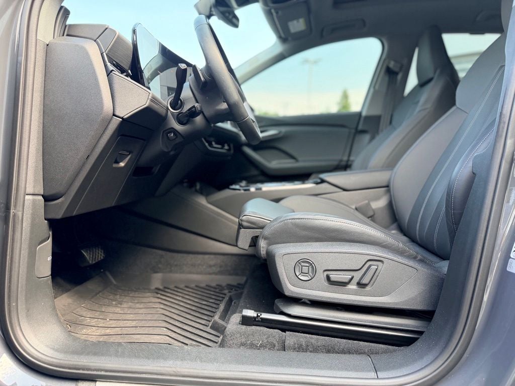 2025 Audi Q6 e-tron Premium Plus quattro