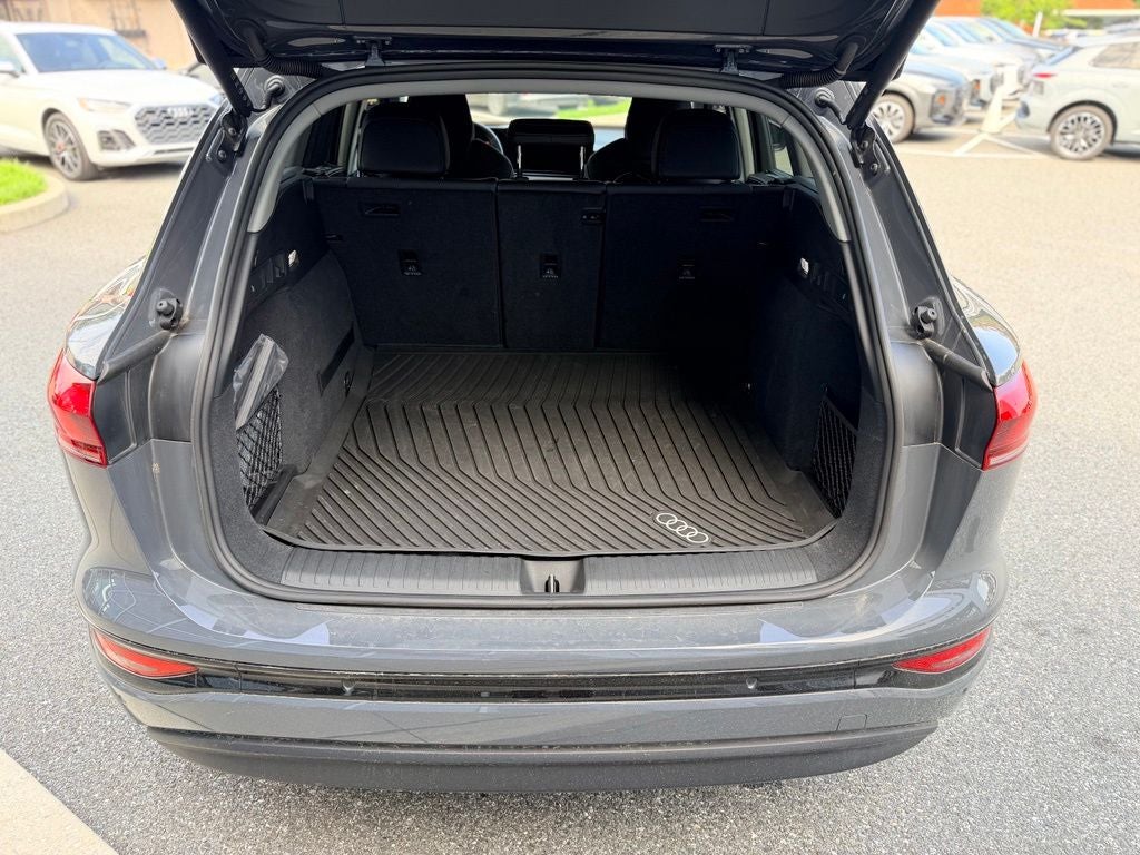 2025 Audi Q6 e-tron Premium Plus quattro