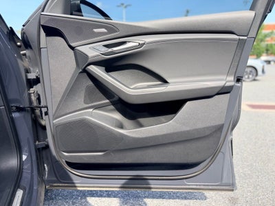 2025 Audi Q6 e-tron Premium Plus quattro