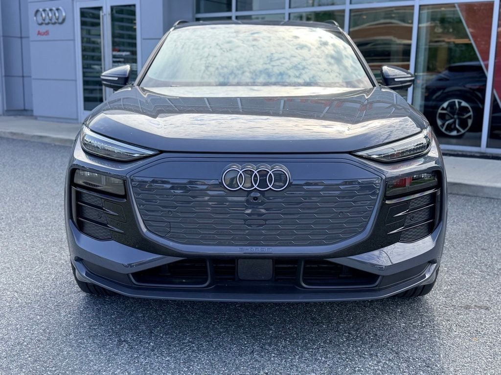 2025 Audi Q6 e-tron Premium Plus quattro