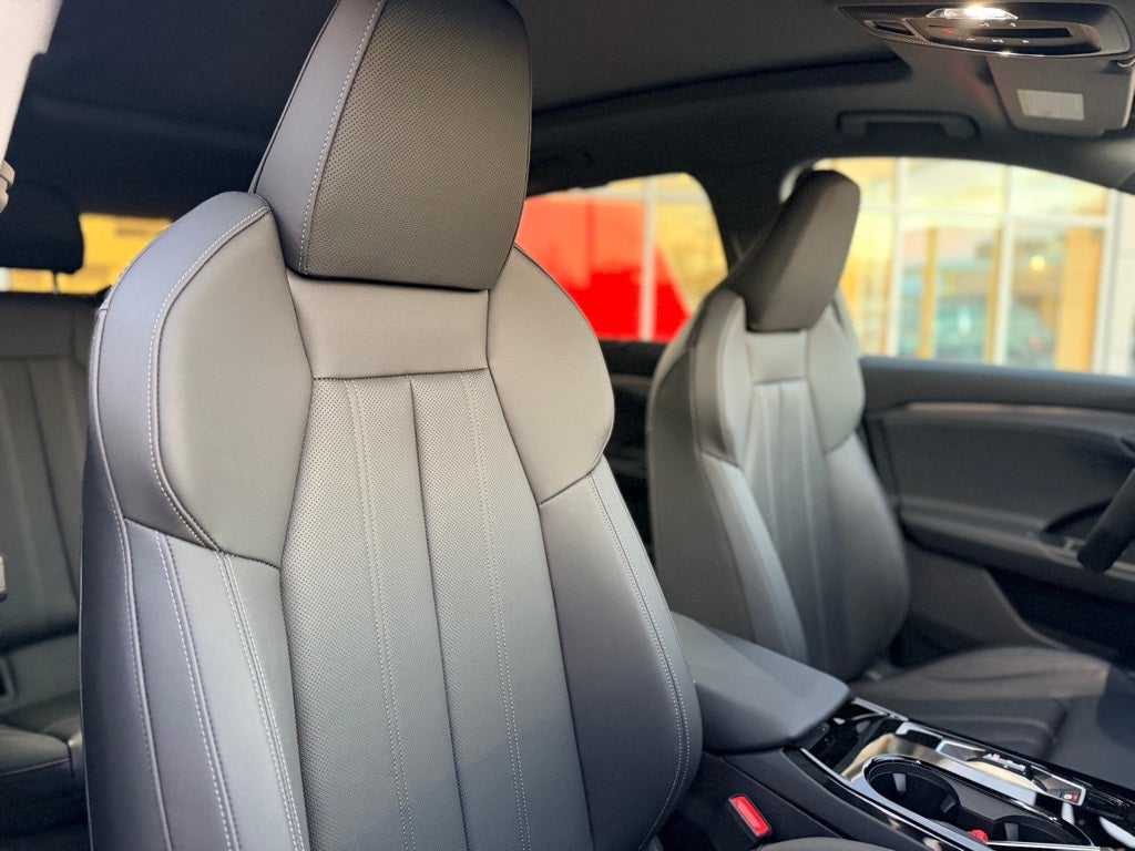 2025 Audi Q6 e-tron Premium Plus quattro