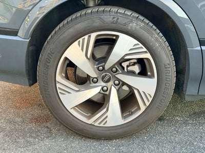 2025 Audi Q6 e-tron Premium Plus quattro