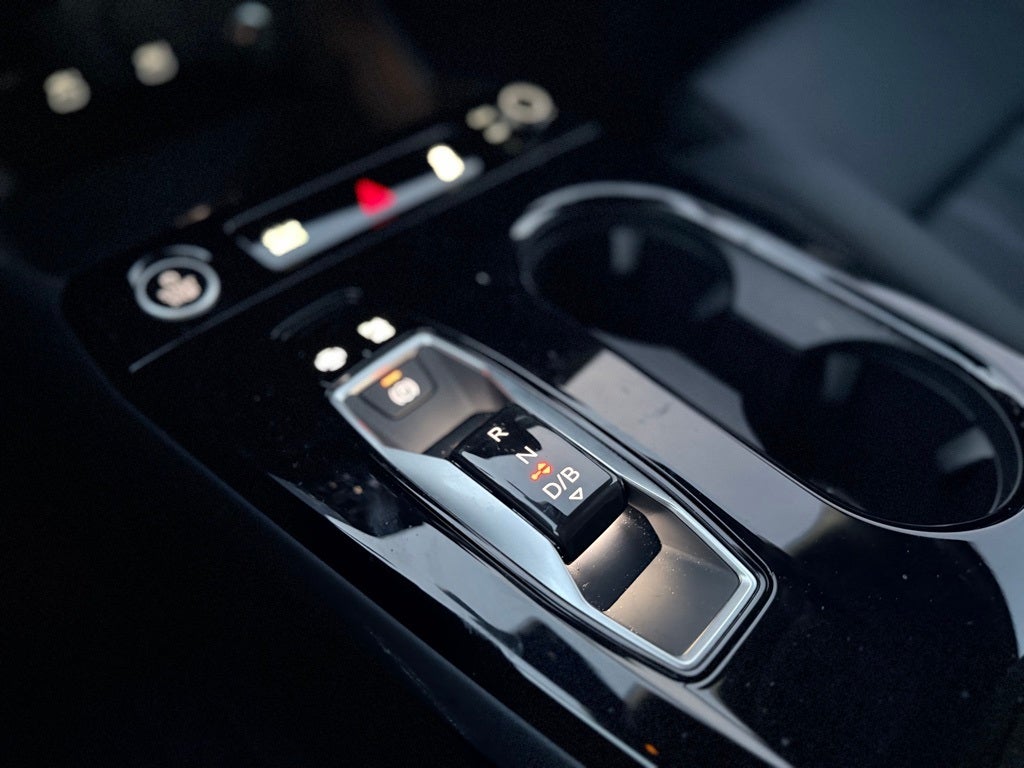 2025 Audi Q6 e-tron Premium Plus quattro