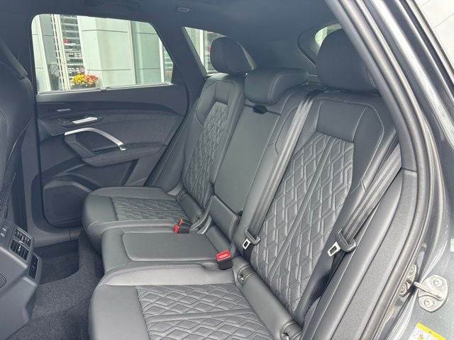2026 Audi SQ5 Premium Plus quattro