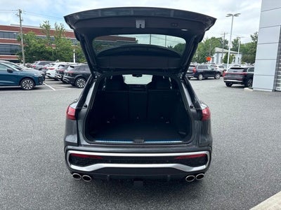 2026 Audi SQ5 Premium Plus quattro
