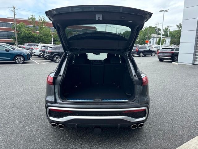 2026 Audi SQ5 Premium Plus quattro