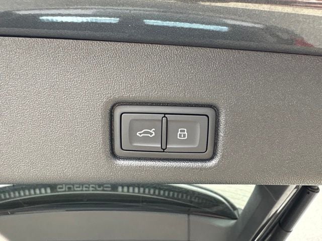 2026 Audi SQ5 Premium Plus quattro