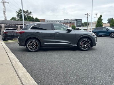 2026 Audi SQ5 Premium Plus quattro