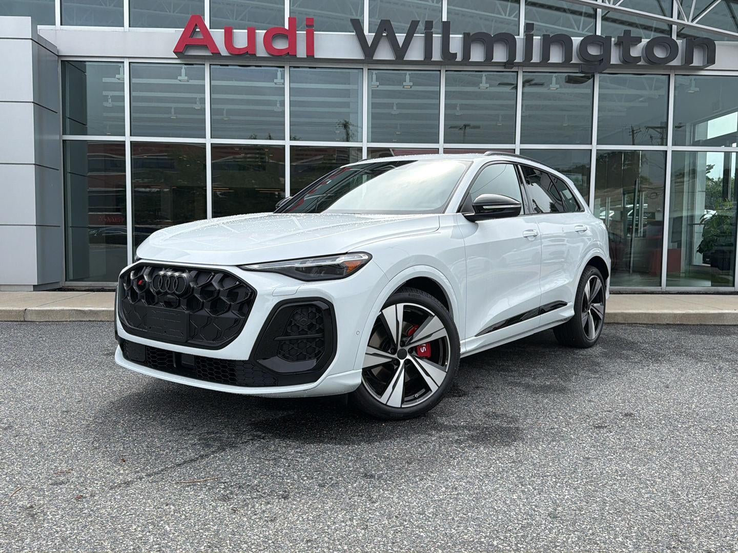 2026 Audi SQ5 Premium Plus