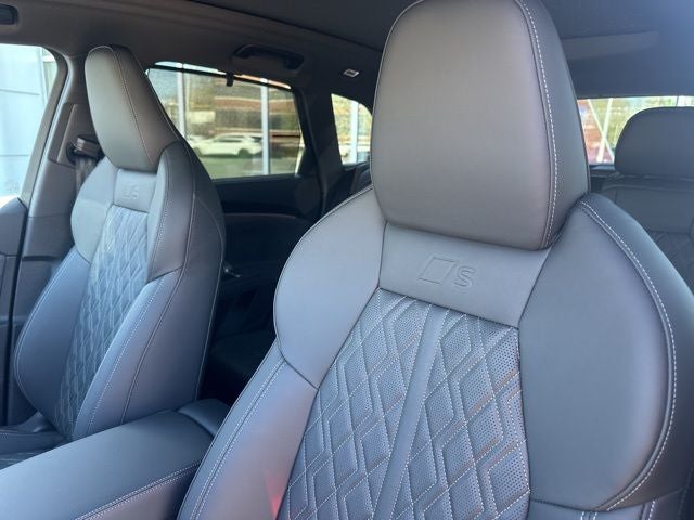 2026 Audi SQ5 Premium Plus quattro