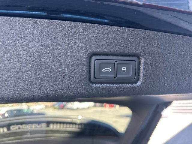 2026 Audi SQ5 Premium Plus quattro