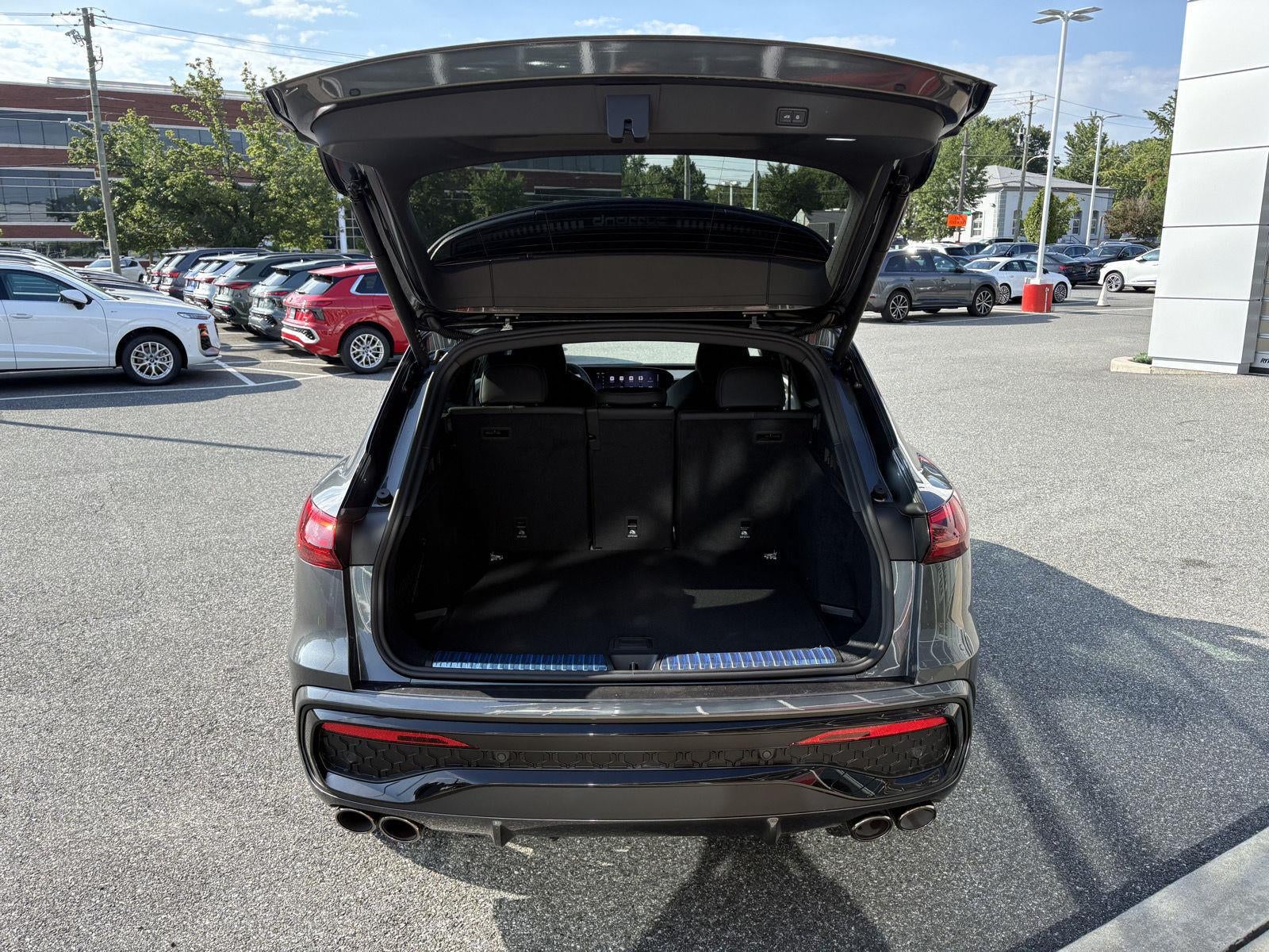 2026 Audi Sq5 Premium Plus