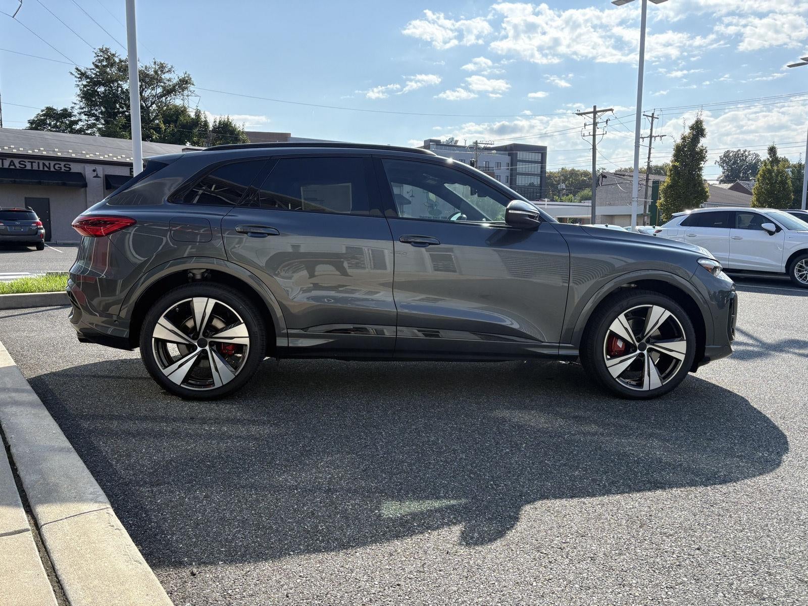 2026 Audi Sq5 Premium Plus