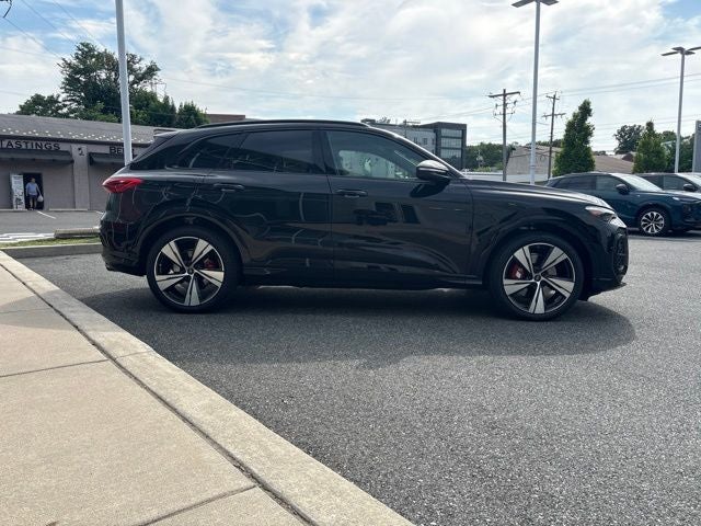2026 Audi SQ5 Premium Plus quattro