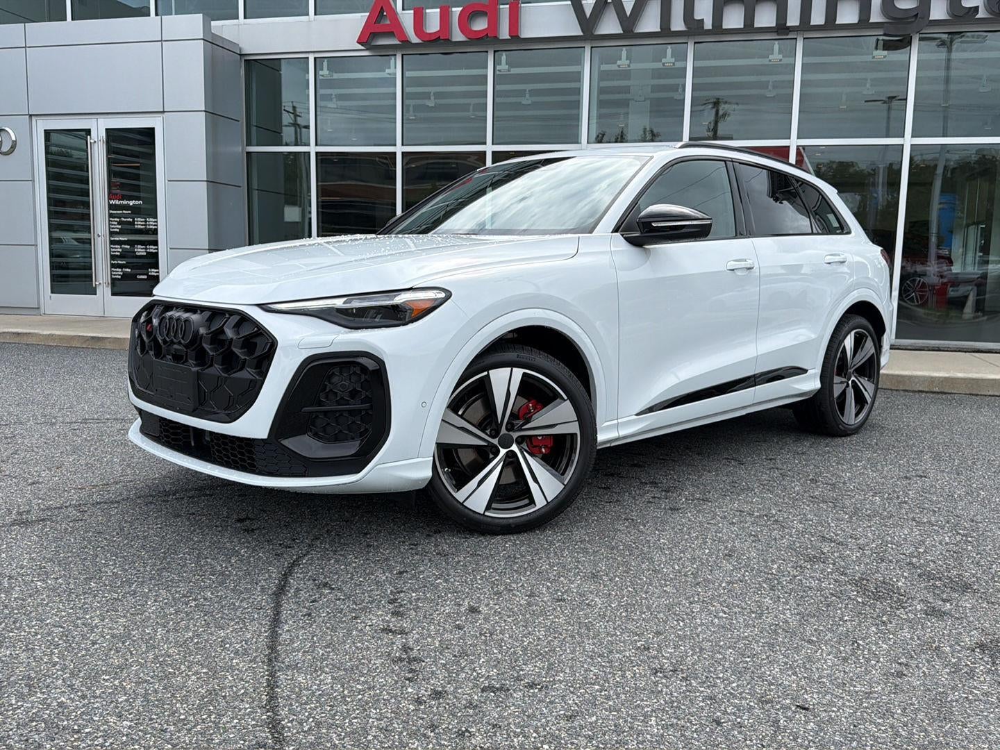 2026 Audi SQ5 Premium Plus